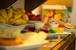 BOMBONATO HOTEL - Fácil Acesso ao Aeroporto e parque de Exposições ABC