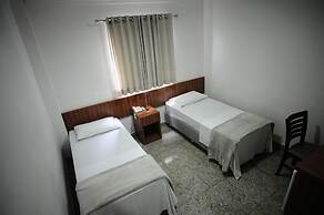 BOMBONATO HOTEL - Fácil Acesso ao Aeroporto e parque de Exposições ABC