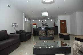 BOMBONATO HOTEL - Fácil Acesso ao Aeroporto e parque de Exposições ABC