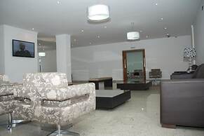 BOMBONATO HOTEL - Fácil Acesso ao Aeroporto e parque de Exposições ABC