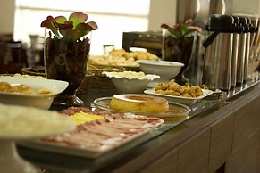 BOMBONATO HOTEL - Fácil Acesso ao Aeroporto e parque de Exposições ABC