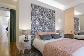 Koru Central Downtown Design Apartment