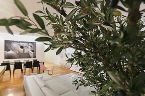 Koru Central Downtown Design Apartment