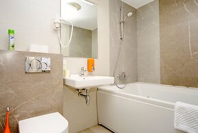 Arena Summit Apart Hotel