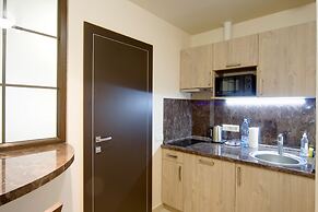 Arena Summit Apart Hotel