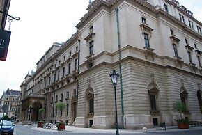 Opera Theater Apartment