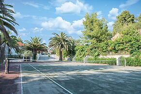 Happy Camp Mobile Homes in Castello Camping and Summer Resort