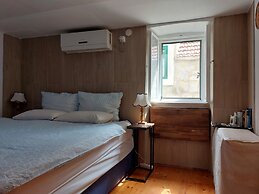 Cozy En-suite Rm on Dumanica