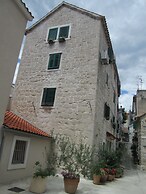 Cozy En-suite Rm on Dumanica