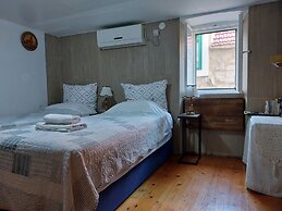 Cozy En-suite Rm on Dumanica