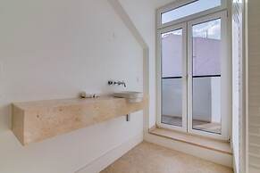 Poiais by Lisbon Inside Out