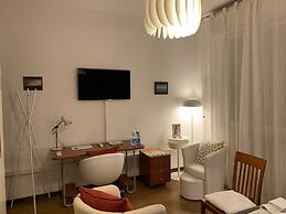 Pampero & Catona House B&B
