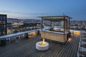 ANDAZ VIENNA AM BELVEDERE, BY HYATT