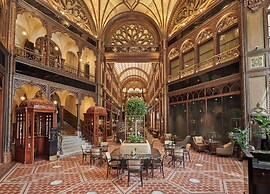 Párisi Udvar Hotel Budapest, part of Hyatt