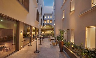 Párisi Udvar Hotel Budapest, part of Hyatt