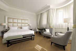 Párisi Udvar Hotel Budapest, part of Hyatt