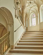 Párisi Udvar Hotel Budapest, part of Hyatt