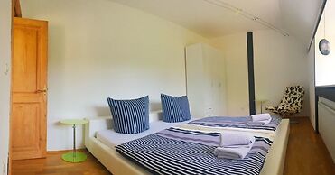 Ferienhaus Villa EMG Düsseldorf Krefeld