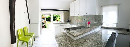 Ferienhaus Villa EMG Düsseldorf Krefeld