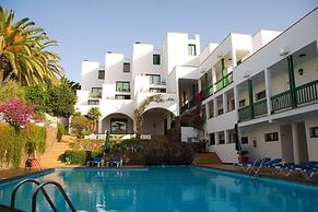 Aparthotel Esquinzo Y Monte Del Mar