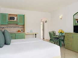 Aparthotel Esquinzo Y Monte Del Mar