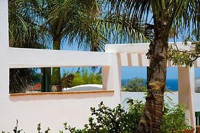 Aparthotel Esquinzo Y Monte Del Mar