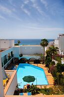 Aparthotel Esquinzo Y Monte Del Mar