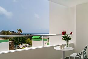 Aparthotel Esquinzo Y Monte Del Mar