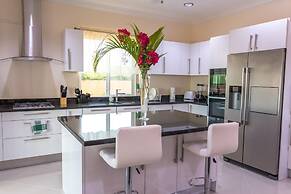 Mount Royal Luxury Condos