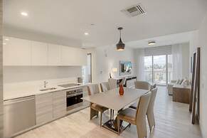 CH Luxury Condos & Studios On The Beach