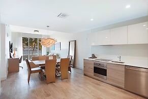 CH Luxury Condos & Studios On The Beach