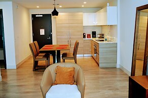 CH Luxury Condos & Studios On The Beach