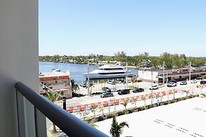 CH Luxury Condos & Studios On The Beach