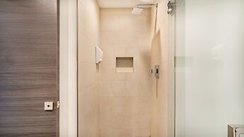 CH Luxury Condos & Studios On The Beach