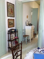 Persefonis view house