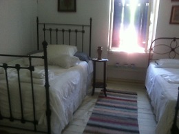 Persefonis view house