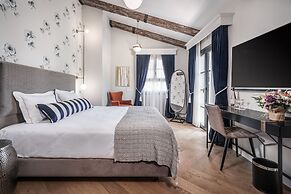 Zamarin Hotel