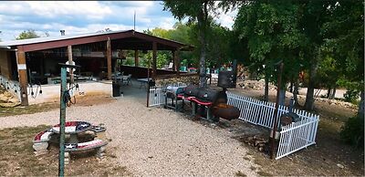 Al's Hideaway Cabin and RV Rentals LLC