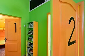 Hostel Orange