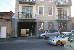 Sheni Hostel