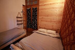 Sheni Hostel