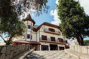 Chateau Palace Hotel