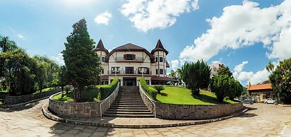 Chateau Palace Hotel