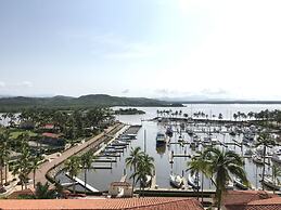 Marina Villas - Grand Isla Navidad