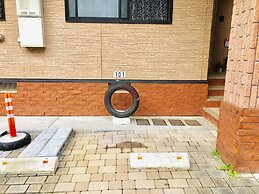 Midtown Sakura Apartment House 101