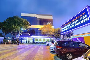 Hotel Palm Galaxy