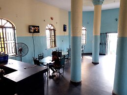 Adebayowa Hotel