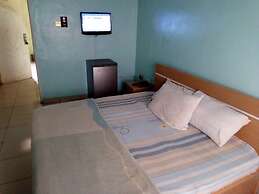 Adebayowa Hotel