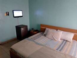 Adebayowa Hotel