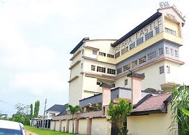 Afara Castle Hotel